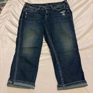 Silver Jeans Blue Suki Capri Jeans